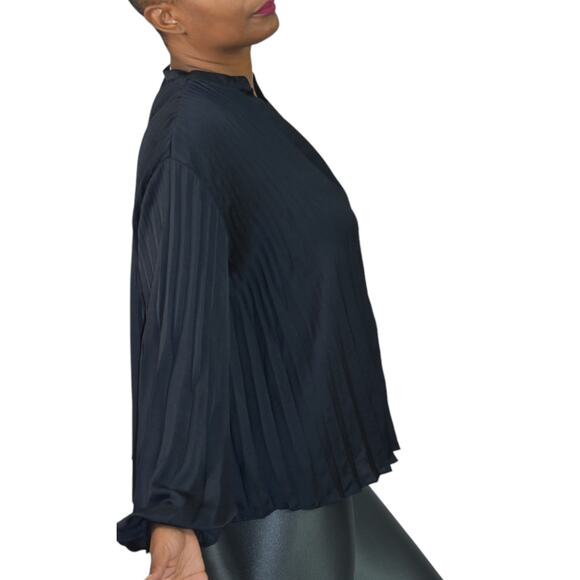 Vince Pleated Blouse Blue Dressy Swing Button Front Long Sleeve Oversized Top XS - Picture 2 of 14